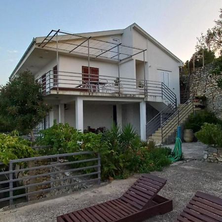 Apartman Carmak Ulcinj Exterior photo