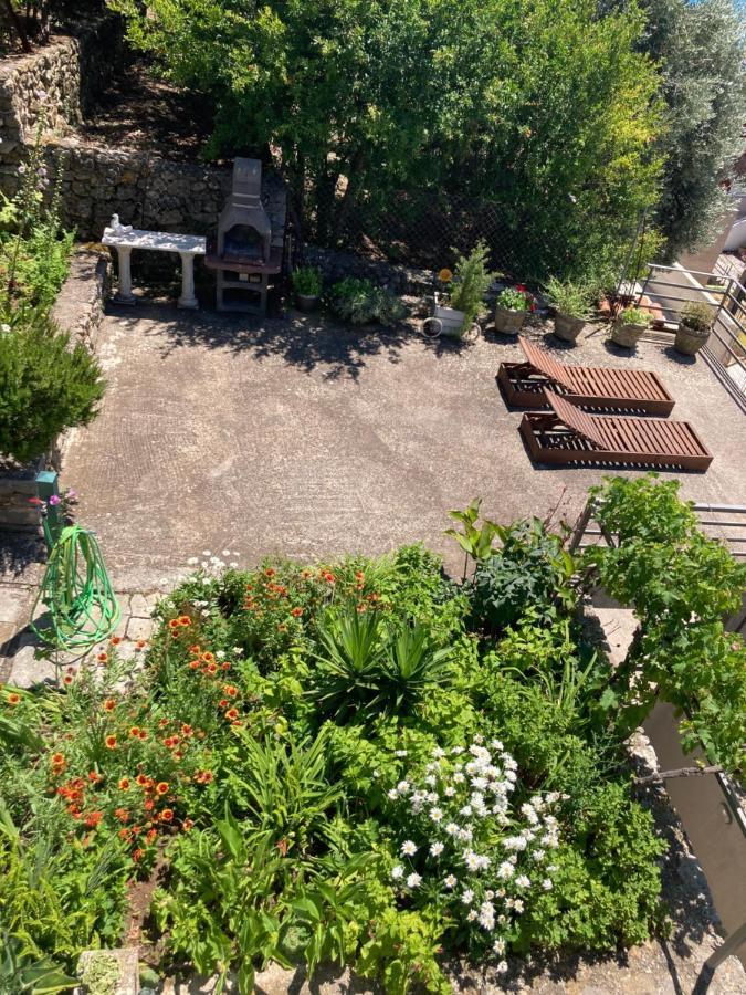 Apartman Carmak Ulcinj Exterior photo